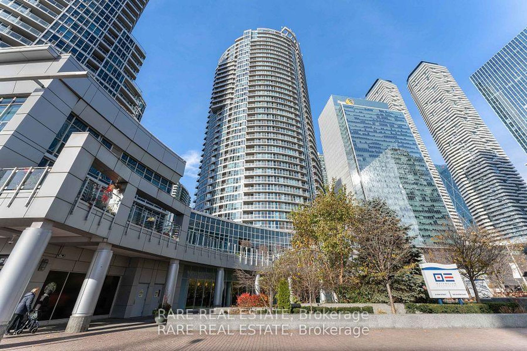 911 - 8 York Street, Waterfront Communities C1, Toronto 