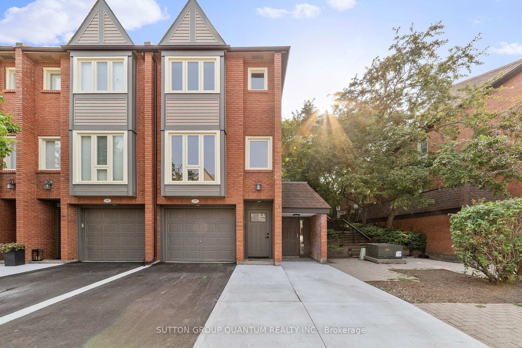 101 - 895 Maple Avenue, Brant, Burlington 