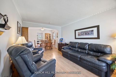 Photo 7 at 31 Chartwell Road, Queensway, Toronto