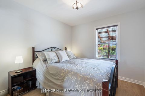 Photo 16 at 31 Chartwell Road, Queensway, Toronto