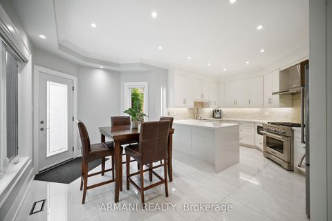 Photo 14 at 220 Thomson Creek Boulevard, Islington Woods, Vaughan