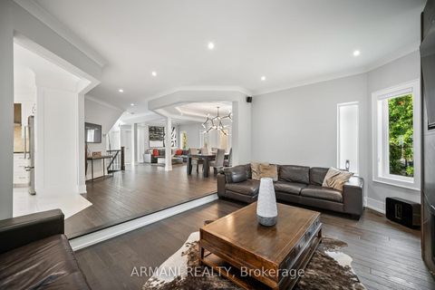 Photo 18 at 220 Thomson Creek Boulevard, Islington Woods, Vaughan