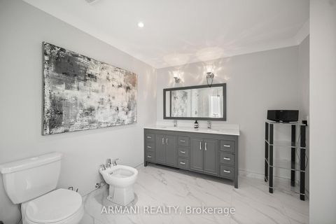 Photo 30 at 220 Thomson Creek Boulevard, Islington Woods, Vaughan