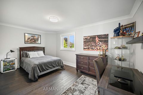 Photo 32 at 220 Thomson Creek Boulevard, Islington Woods, Vaughan