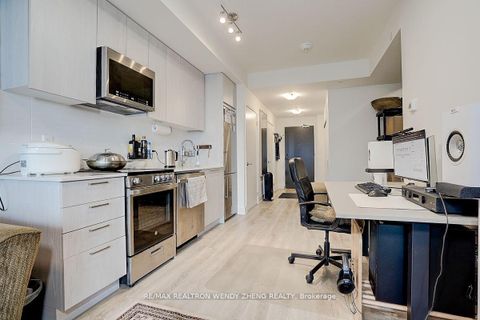 Photo 14 at 1201 - 185 Deerfield Road, Central Newmarket, Newmarket