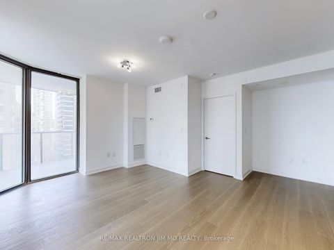 Photo 13 at 1208 - 11 Wellesley Street W, Bay Street Corridor, Toronto
