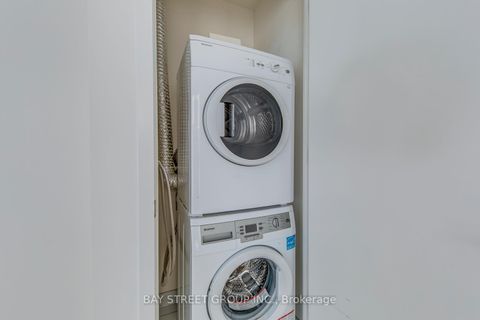 Photo 29 at 1601 - 17 Dundonald Street, Yonge Corridor, Toronto