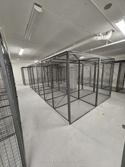 Photo 14 at 1913 - 7950 Bathurst Street, Beverley Glen, Vaughan Photo 14 at 1913 - 7950 Bathurst Street, Beverley Glen, Vaughan