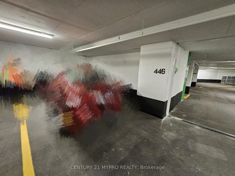 Photo 15 at 1913 - 7950 Bathurst Street, Beverley Glen, Vaughan Photo 15 at 1913 - 7950 Bathurst Street, Beverley Glen, Vaughan