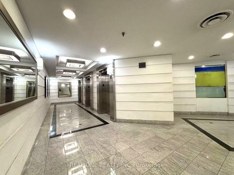 Photo 34 at 1012 - 711 Bay Street, Bay Street Corridor, Toronto