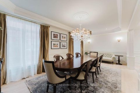Photo 8 at 96 Wolf Creek Crescent, Patterson, Vaughan