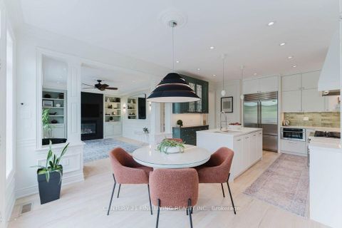 Photo 12 at 96 Wolf Creek Crescent, Patterson, Vaughan