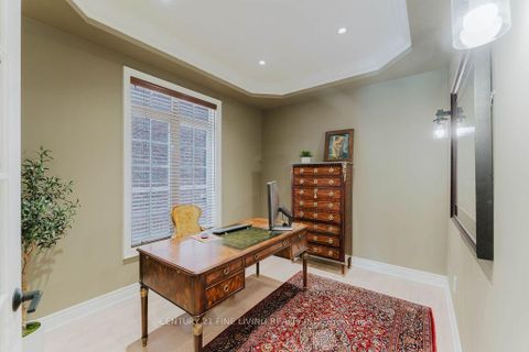 Photo 16 at 96 Wolf Creek Crescent, Patterson, Vaughan