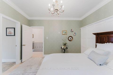 Photo 20 at 96 Wolf Creek Crescent, Patterson, Vaughan