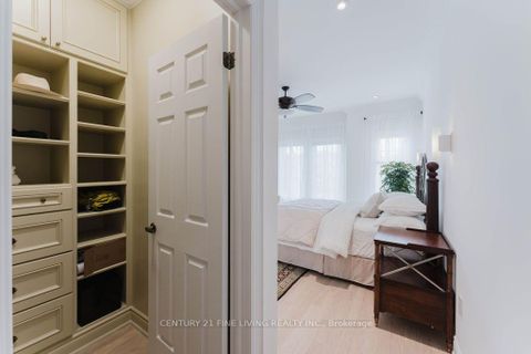 Photo 25 at 96 Wolf Creek Crescent, Patterson, Vaughan