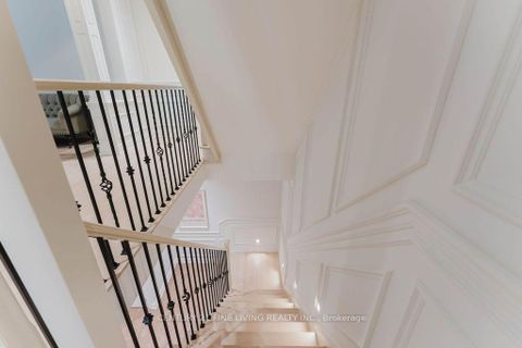 Photo 29 at 96 Wolf Creek Crescent, Patterson, Vaughan