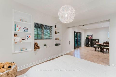 Photo 34 at 96 Wolf Creek Crescent, Patterson, Vaughan