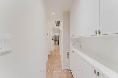 Photo 35 at 96 Wolf Creek Crescent, Patterson, Vaughan