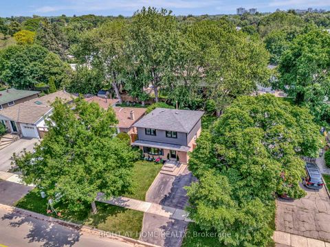 Photo 25 at 1349 Oxford Avenue, CP College Park, Oakville