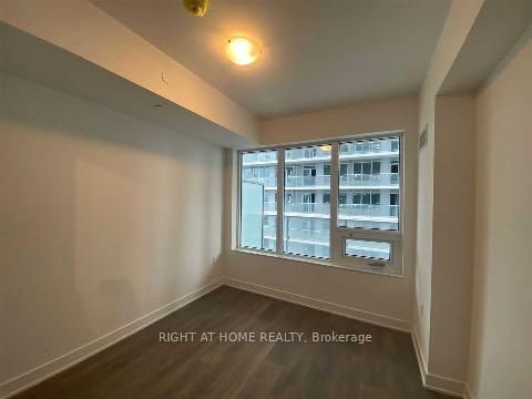 Photo 7 at 2807 - 99 Broadway Avenue, Mount Pleasant West, Toronto