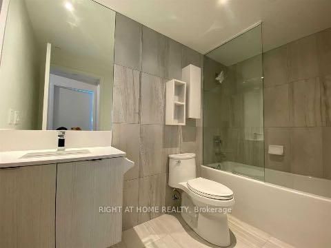 Photo 9 at 2807 - 99 Broadway Avenue, Mount Pleasant West, Toronto
