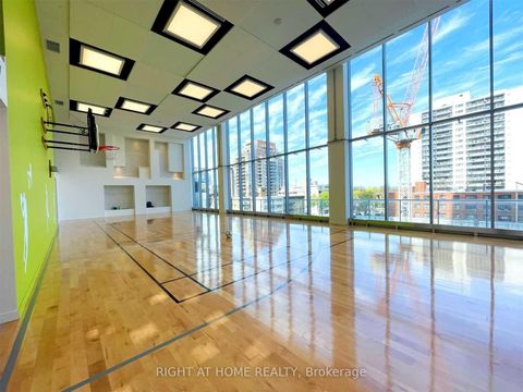 Photo 10 at 2807 - 99 Broadway Avenue, Mount Pleasant West, Toronto