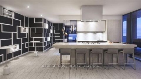 Photo 12 at 2807 - 99 Broadway Avenue, Mount Pleasant West, Toronto