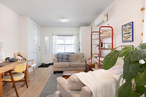 Photo 3 at 5 Rosethorn Avenue, Pellam Park, Toronto