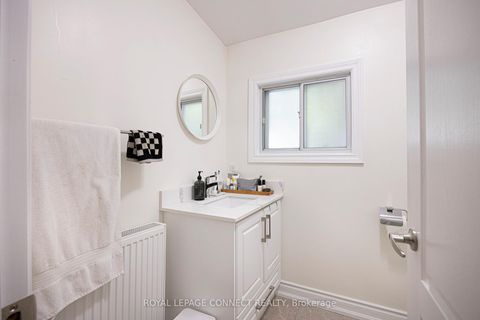 Photo 8 at 5 Rosethorn Avenue, Pellam Park, Toronto
