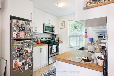 Photo 17 at 5 Rosethorn Avenue, Pellam Park, Toronto
