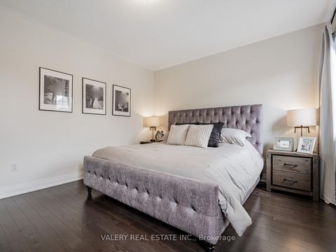 Photo 17 at 41 Chorus Crescent, Kleinburg, Vaughan
