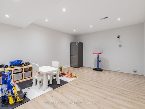 Photo 25 at 41 Chorus Crescent, Kleinburg, Vaughan