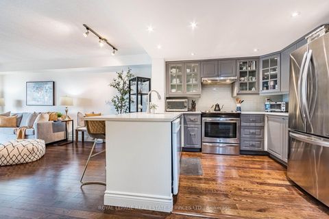 Photo 6 at 1614 - 705 King Street W, Niagara, Toronto