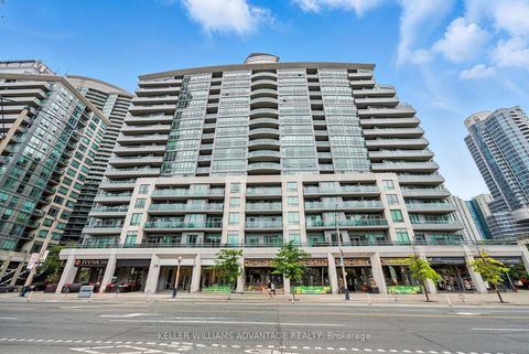 Photo 1 at 301 - 25 Lower Simcoe Street, Waterfront Communities C1, Toronto