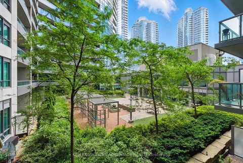 Photo 30 at 301 - 25 Lower Simcoe Street, Waterfront Communities C1, Toronto