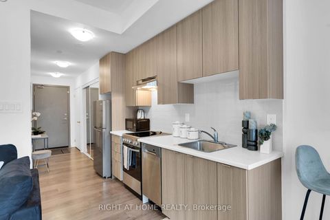 Photo 11 at 213 - 5131 Sheppard Avenue E, Malvern, Toronto