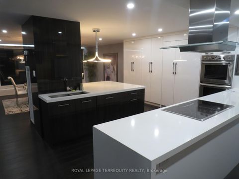 Photo 10 at 3305 - 2045 Lake Shore Boulevard W, Mimico, Toronto
