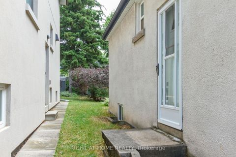 Photo 18 at 101 Eastville Avenue, Cliffcrest, Toronto