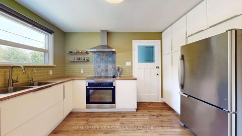 Photo 7 at 44 Reaman Street, Mill Pond, Richmond Hill