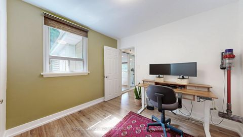 Photo 9 at 44 Reaman Street, Mill Pond, Richmond Hill