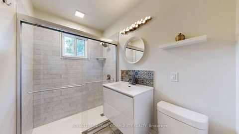 Photo 14 at 44 Reaman Street, Mill Pond, Richmond Hill