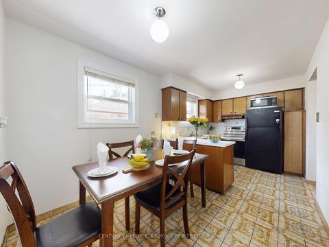 Photo 12 at 42 Clayhall Crescent, York University Heights, Toronto