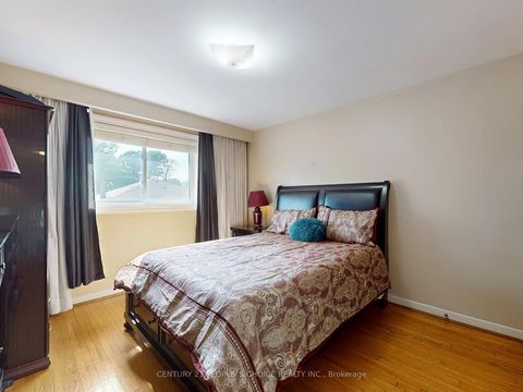 Photo 14 at 42 Clayhall Crescent, York University Heights, Toronto