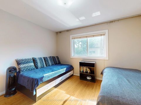 Photo 20 at 42 Clayhall Crescent, York University Heights, Toronto