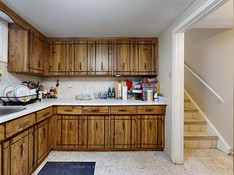 Photo 25 at 42 Clayhall Crescent, York University Heights, Toronto