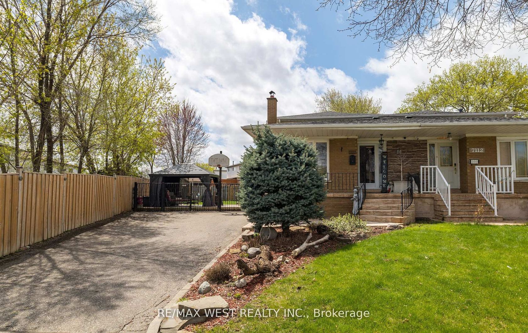 7110 Codlin Avenue, Malton, Mississauga 