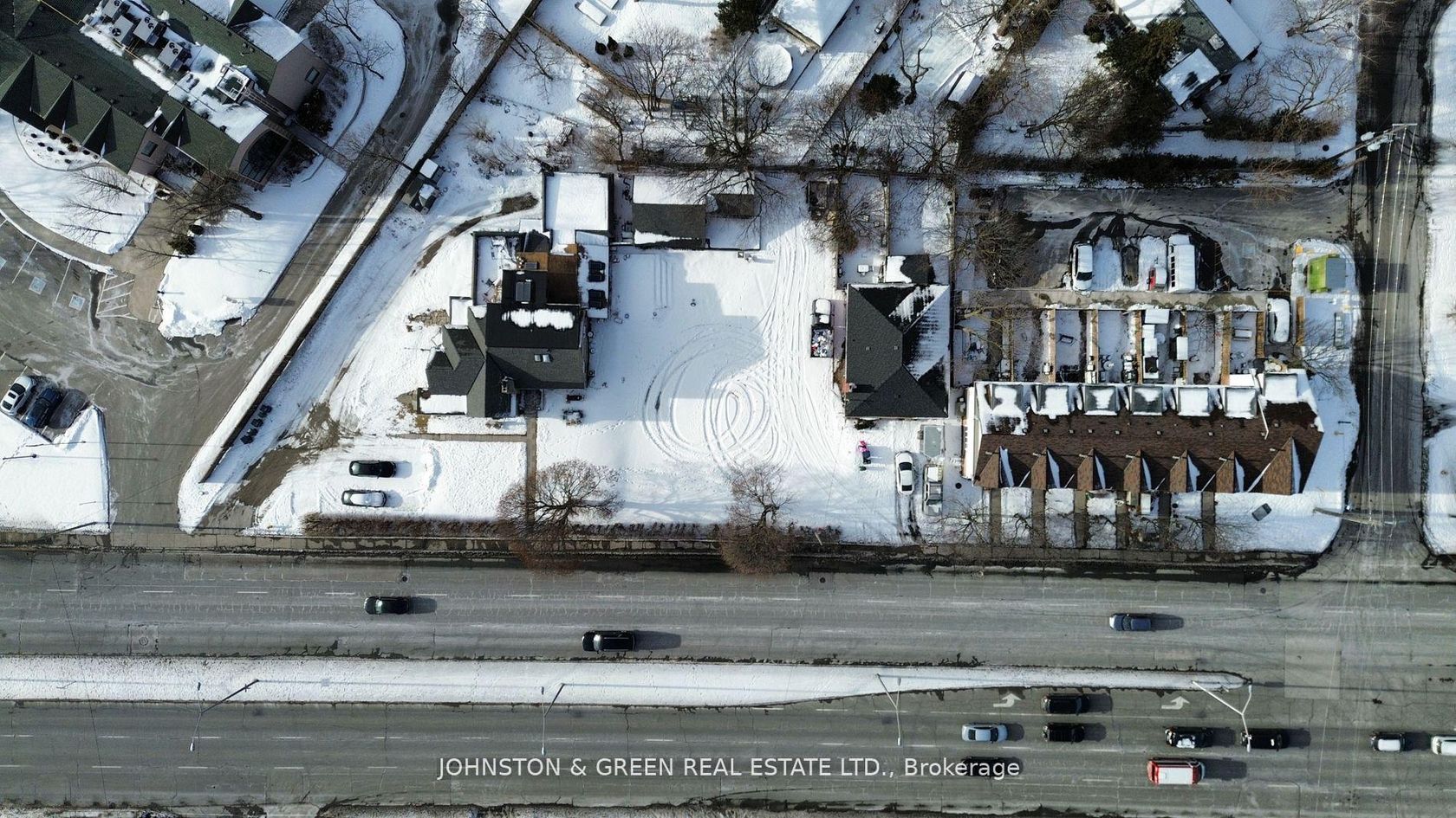 2906-10 Kingston Road, Cliffcrest, Toronto by Alessia Polo 2906-10 Kingston Road, Cliffcrest, Toronto