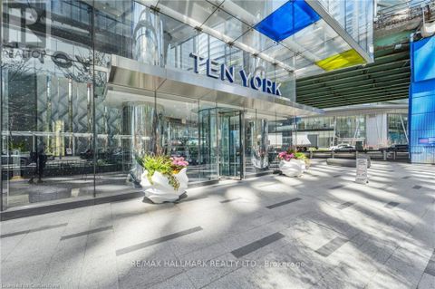 Photo 3 at 4107 - 10 York Street, Waterfront Communities C1, Toronto