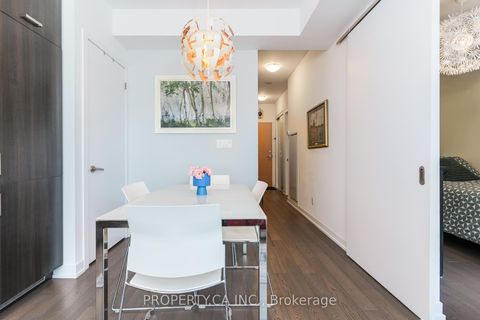 Photo 7 at 207 - 36 Howard Park Avenue, Roncesvalles, Toronto