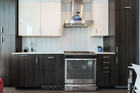 Photo 8 at 207 - 36 Howard Park Avenue, Roncesvalles, Toronto